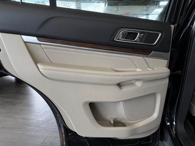 Photo of 2018 Shadow Black Ford Explorer
