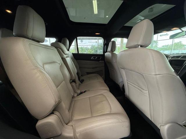 Photo of 2018 Shadow Black Ford Explorer