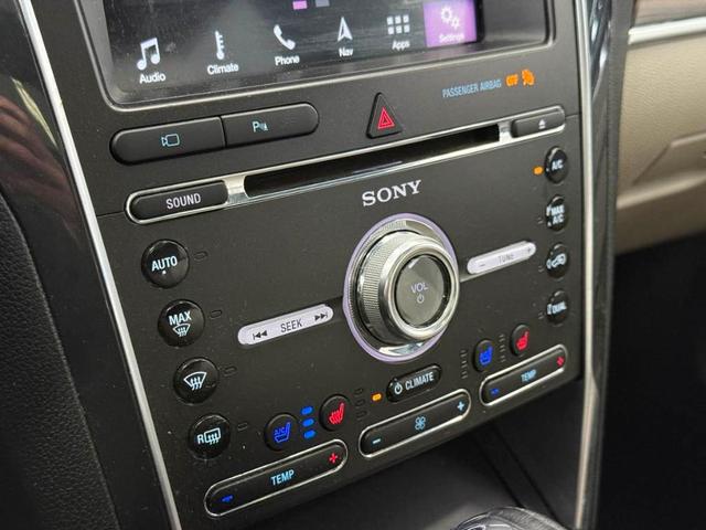 Photo of 2018 Shadow Black Ford Explorer