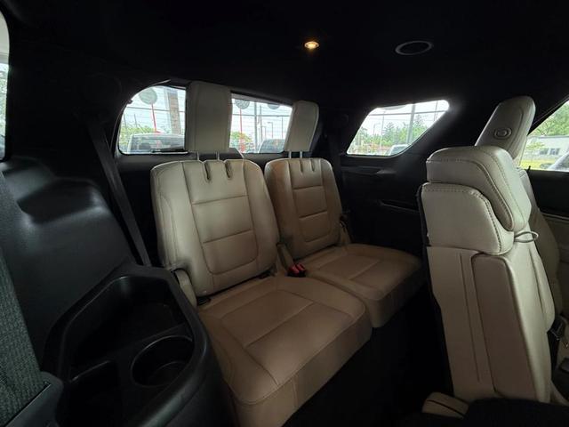 Photo of 2018 Shadow Black Ford Explorer
