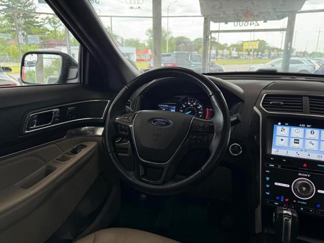 Photo of 2018 Shadow Black Ford Explorer