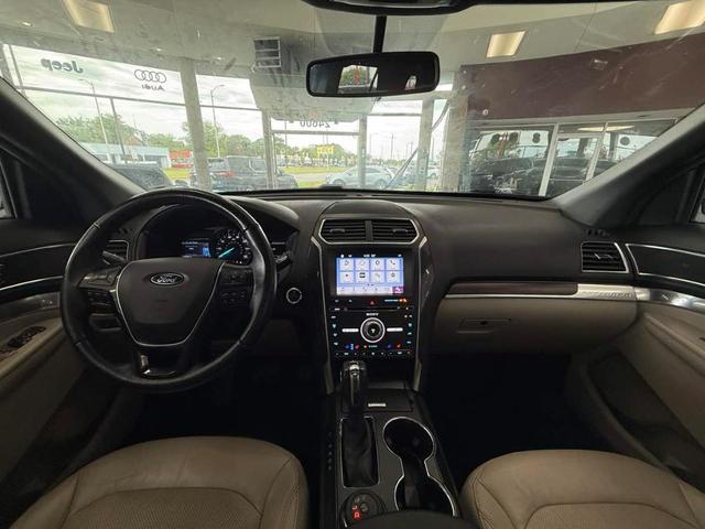 Photo of 2018 Shadow Black Ford Explorer