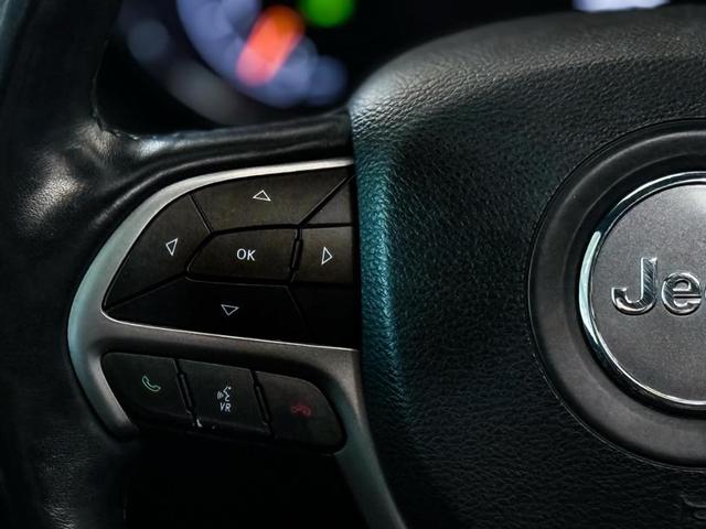 Photo of 2019 Granite Crystal Clearcoat Metallic Jeep Grand Cherokee