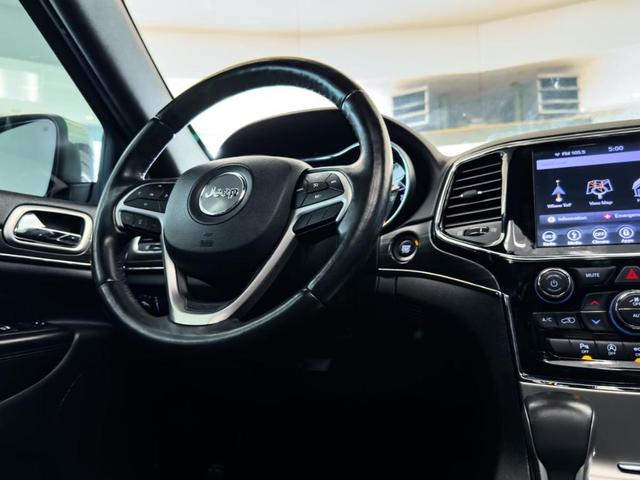 Photo of 2019 Granite Crystal Clearcoat Metallic Jeep Grand Cherokee