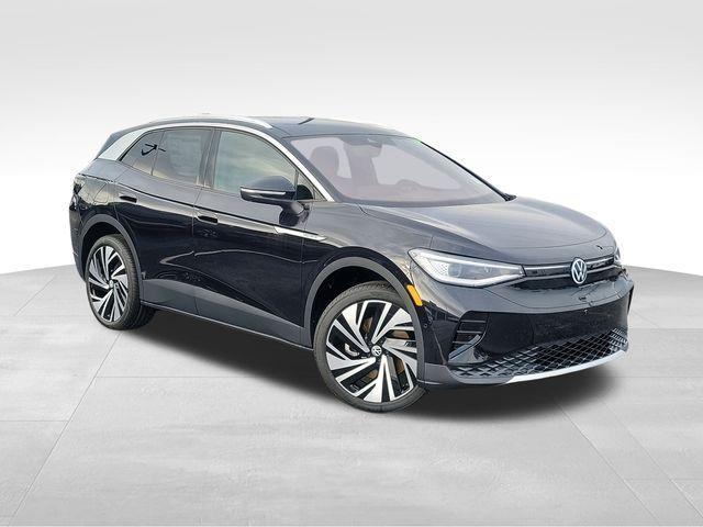 Photo of 2025 Deep Black Pearl Effect Volkswagen ID.4