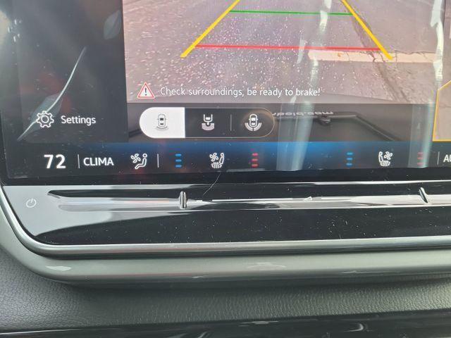 Photo of 2025 Deep Black Pearl Effect Volkswagen ID.4