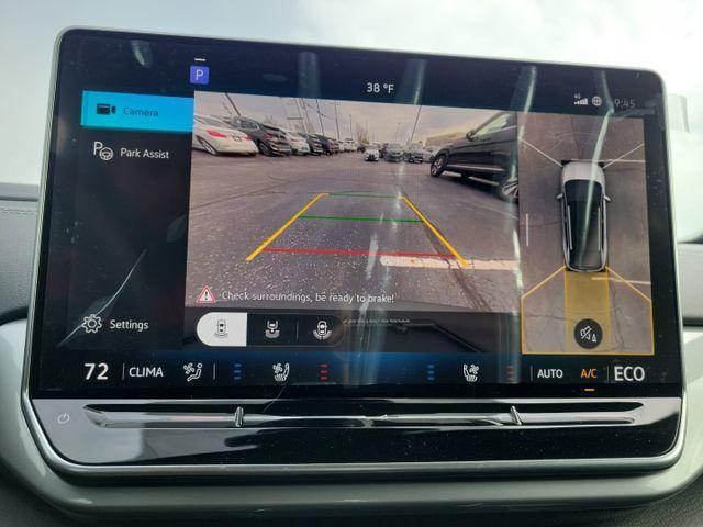 Photo of 2025 Deep Black Pearl Effect Volkswagen ID.4