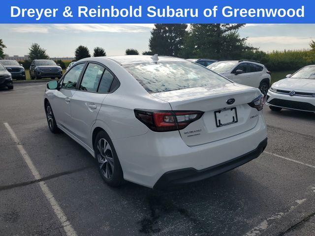 Photo of 2025 White Pearl Subaru Legacy