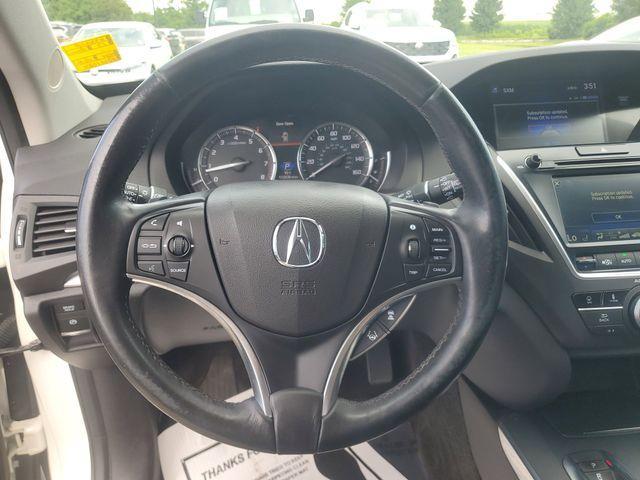 Photo of 2017 White Acura MDX