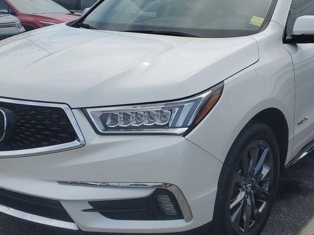 Photo of 2017 White Acura MDX