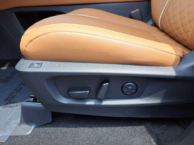 Photo of 2025 Warm Titn INFINITI QX60