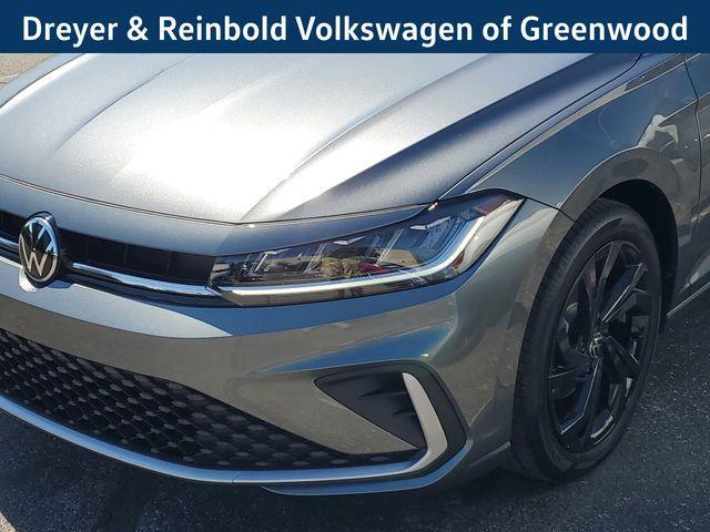 Photo of 2025 Platinum Gray Metallic Volkswagen Jetta