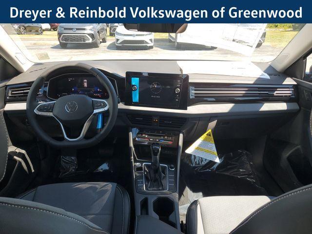 Photo of 2025 Platinum Gray Metallic Volkswagen Jetta