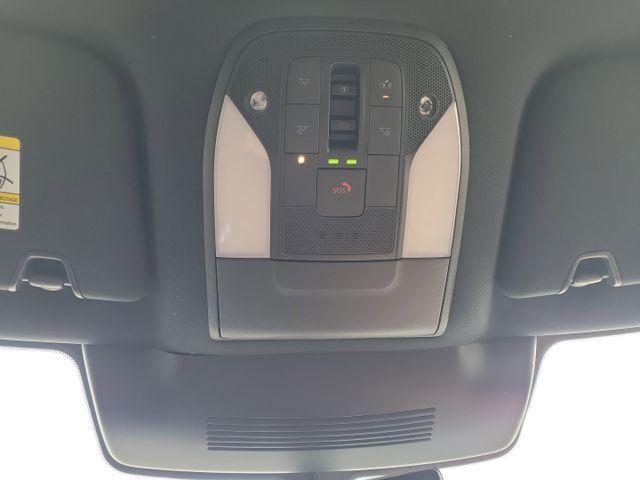 Photo of 2025 Mjst Whte INFINITI QX60