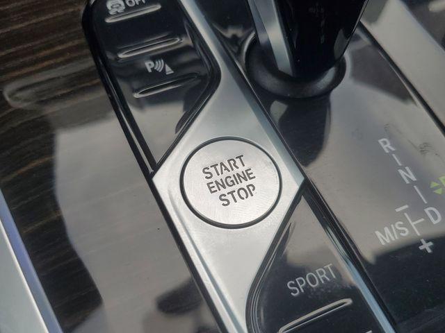 Photo of 2021 Alpine White BMW X5