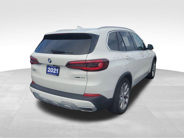 Photo of 2021 Alpine White BMW X5