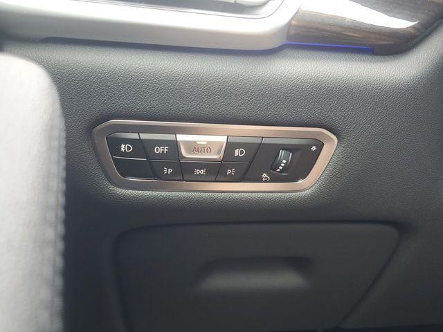 Photo of 2021 Alpine White BMW X5