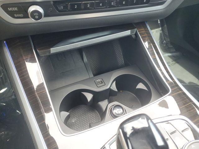 Photo of 2021 Alpine White BMW X5