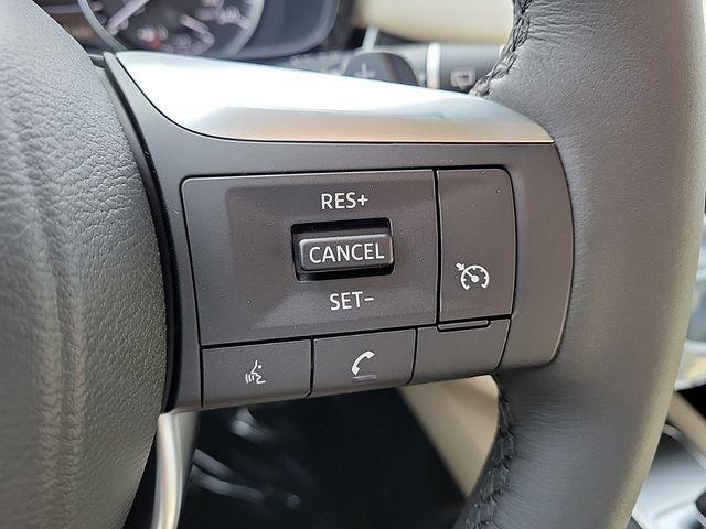 Photo of 2025 Glacier White INFINITI QX60