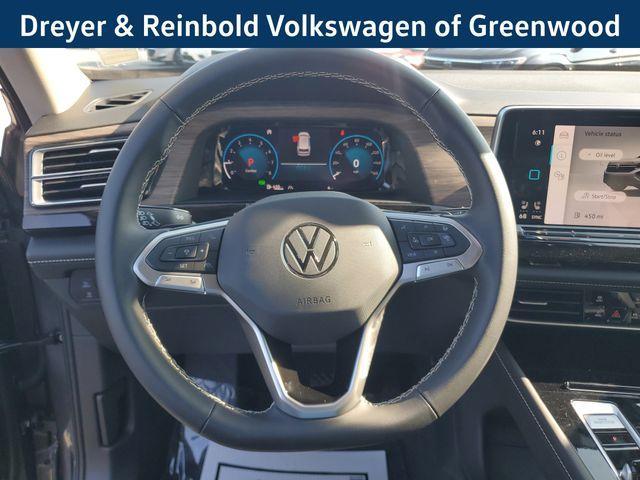 Photo of 2025 Platinum Gray Metallic Volkswagen Atlas