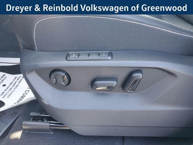 Photo of 2025 Platinum Gray Metallic Volkswagen Atlas