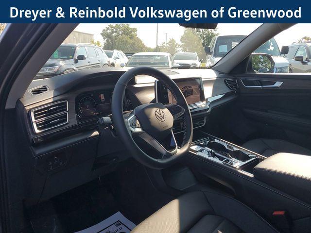 Photo of 2025 Platinum Gray Metallic Volkswagen Atlas