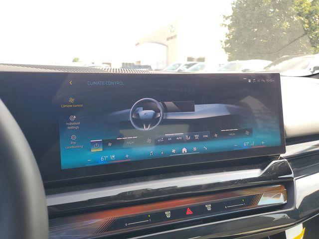 Photo of 2024 Black Sapphire Metallic BMW i5
