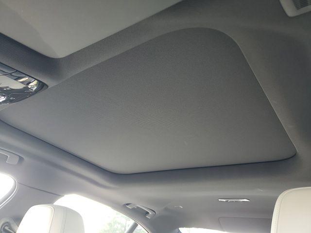 Photo of 2024 Black Sapphire Metallic BMW i5