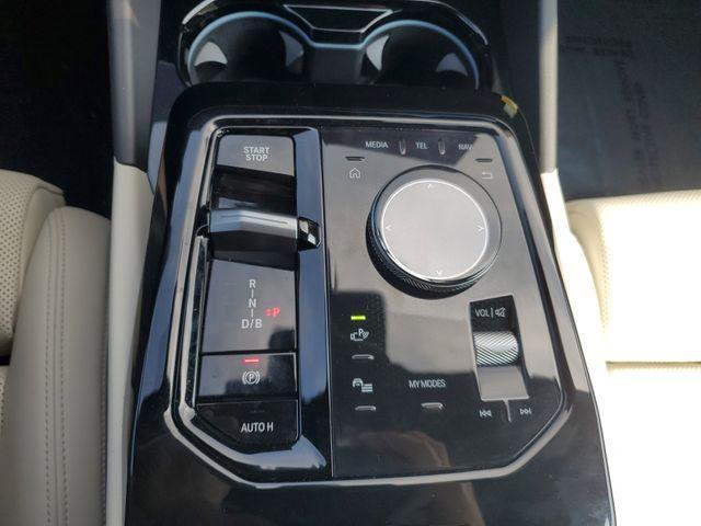 Photo of 2024 Black Sapphire Metallic BMW i5