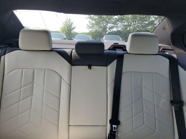Photo of 2024 Black Sapphire Metallic BMW i5
