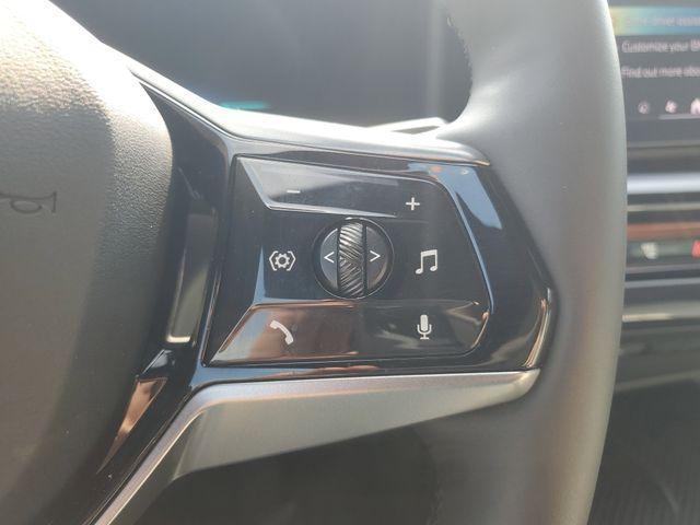 Photo of 2024 Black Sapphire Metallic BMW i5