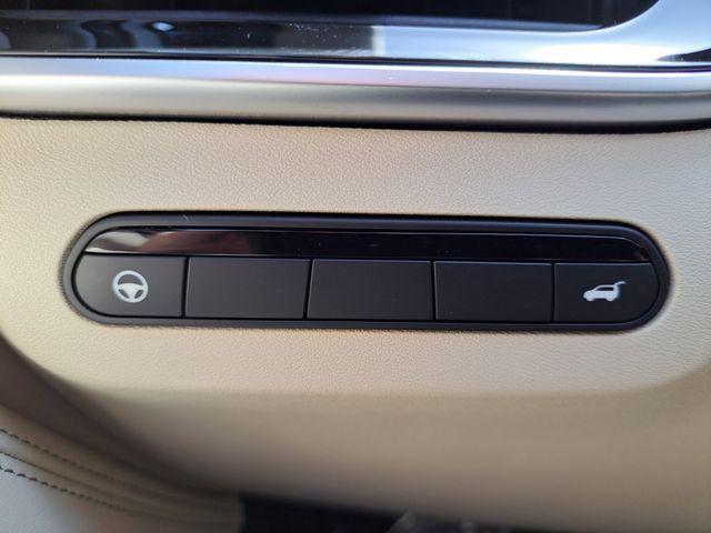 Photo of 2025 Warm Titanium INFINITI QX60