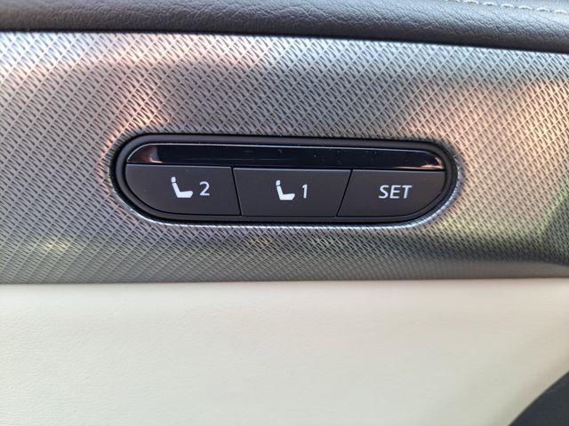 Photo of 2025 Warm Titanium INFINITI QX60