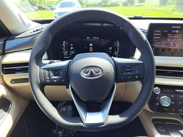 Photo of 2025 Warm Titanium INFINITI QX60