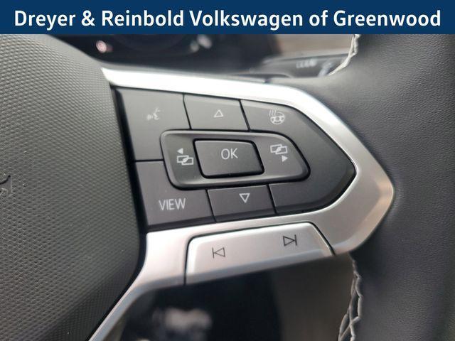 Photo of 2025 Deep Black Pearl Effect Volkswagen Atlas