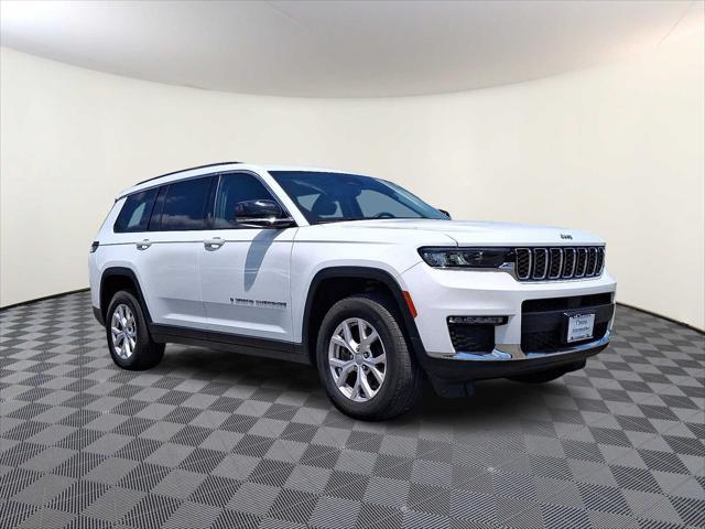 Photo of 2022 Bright White Clearcoat Jeep Grand Cherokee L