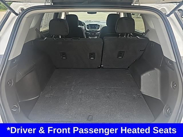 Photo of 2022 Summit White GMC Terrain