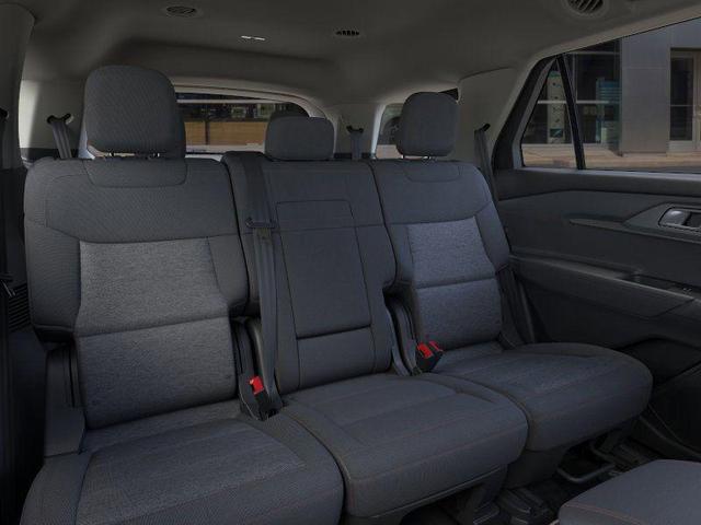 Photo of 2025 Iconic Silver Metallic Ford Explorer