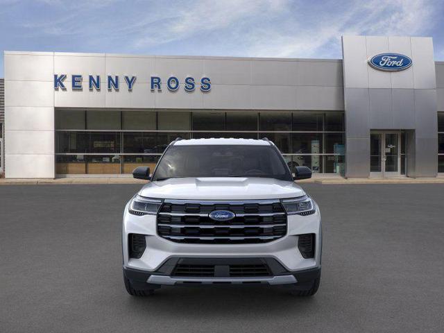 Photo of 2025 Iconic Silver Metallic Ford Explorer
