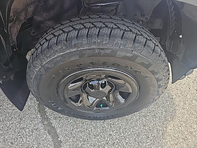 Photo of 2020 Magnetic Gray Metallic Toyota Tacoma