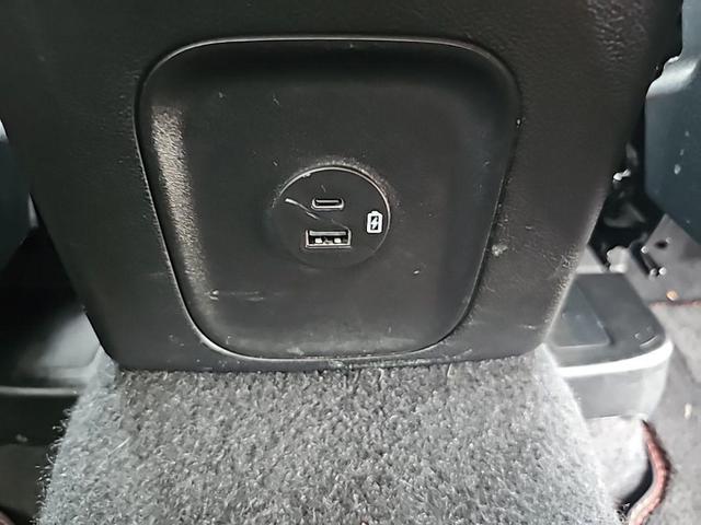 Photo of 2022 Agate Black Metallic Ford Escape