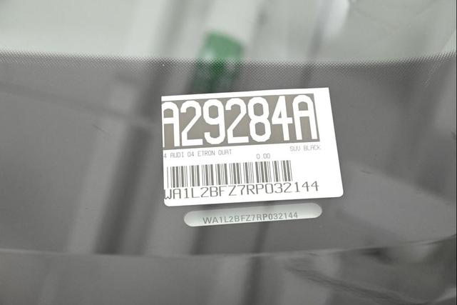 Photo of 2024 MYTHOS BLACK Audi Q4 e-tron