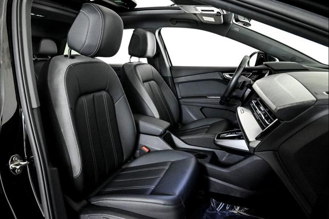 Photo of 2024 MYTHOS BLACK Audi Q4 e-tron