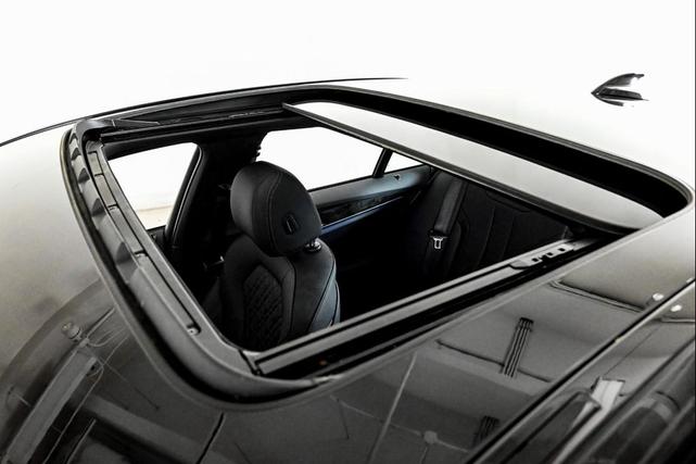 Photo of 2023 BLACK BMW 540