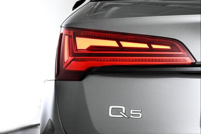 Photo of 2025 CHRONOS GRAY Audi Q5