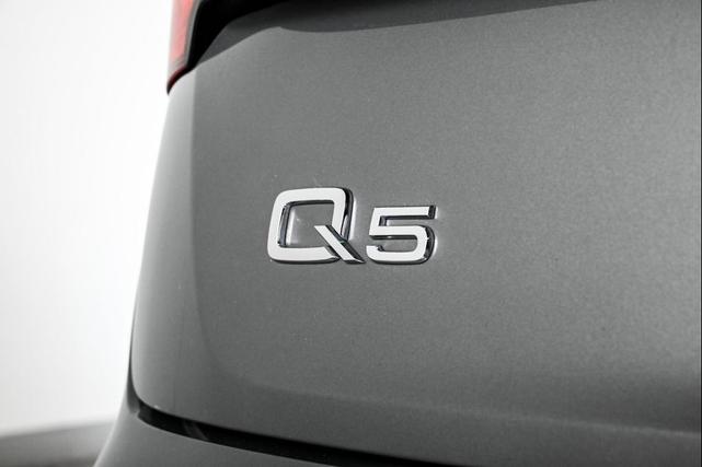 Photo of 2025 CHRONOS GRAY Audi Q5