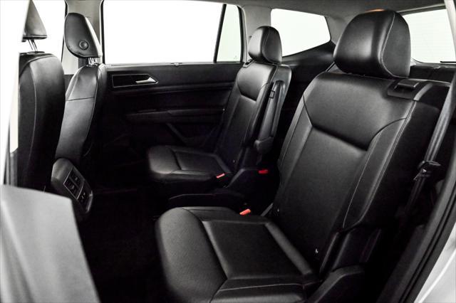 Photo of 2018 SILVER Volkswagen Atlas