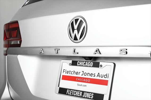 Photo of 2018 SILVER Volkswagen Atlas
