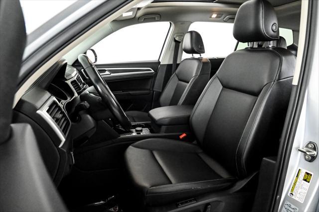 Photo of 2018 SILVER Volkswagen Atlas