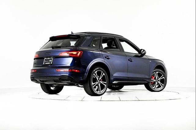 Photo of 2025 NAVARRA BLUE Audi Q5
